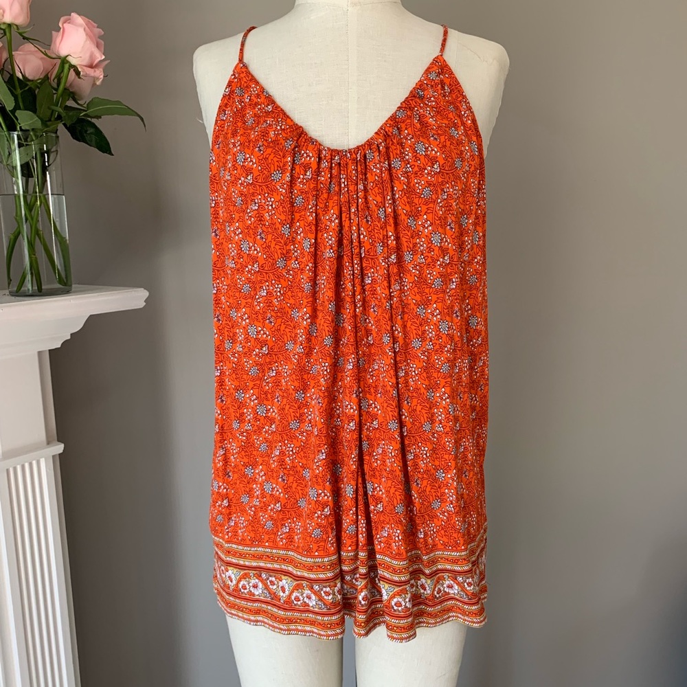 Brand new Old Navy Sze L Orange and White Top🎈